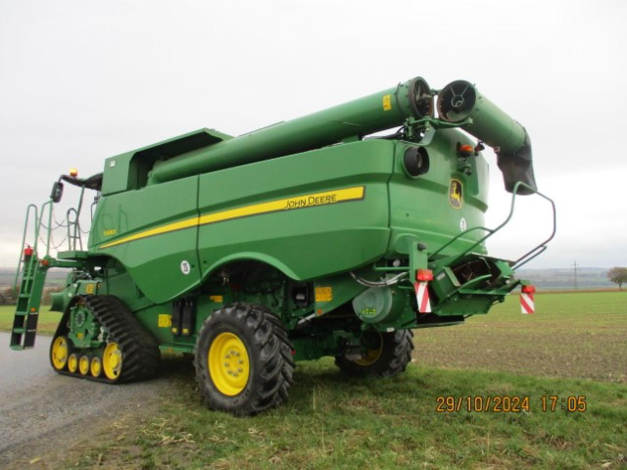 John Deere s680I - מקצרת קומבינה: תמונה 5 John Deere s680I - מקצרת קומבינה: תמונה 5