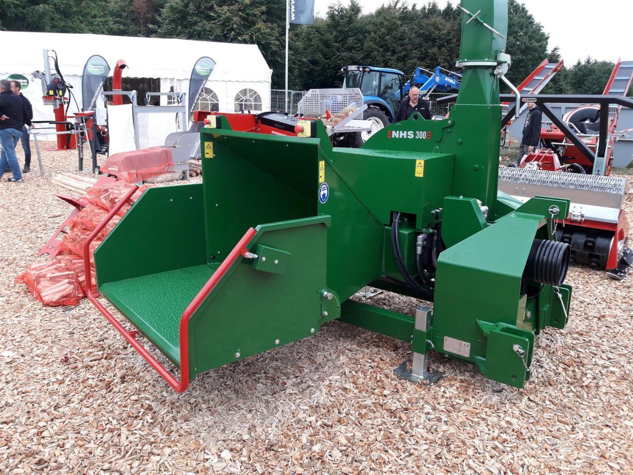 NHS NSH 300 - מגרסת עץ: תמונה 1 NHS NSH 300 - מגרסת עץ: תמונה 1