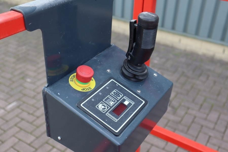 הַחכָּרָה Bravi LUI HD WD Leonardo New, Electric, 4.90m Working He Bravi LUI HD WD Leonardo New, Electric, 4.90m Working He: תמונה 8 הַחכָּרָה Bravi LUI HD WD Leonardo New, Electric, 4.90m Working He Bravi LUI HD WD Leonardo New, Electric, 4.90m Working He: תמונה 8