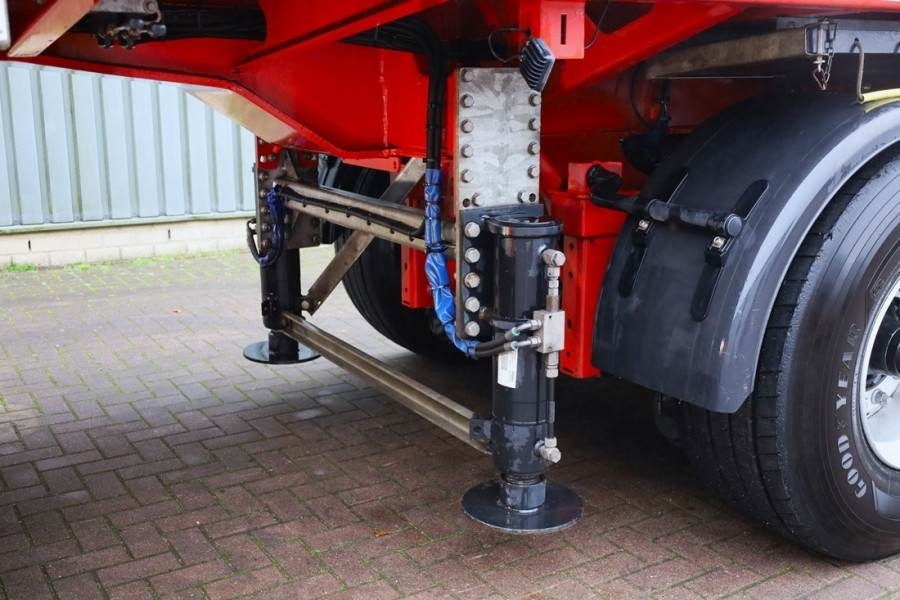 Faymonville MAX410 The MAX410 with hydro-mechanical" steering - סמיטריילר צד נופל/ שטוח: תמונה 3 Faymonville MAX410 The MAX410 with hydro-mechanical" steering - סמיטריילר צד נופל/ שטוח: תמונה 3