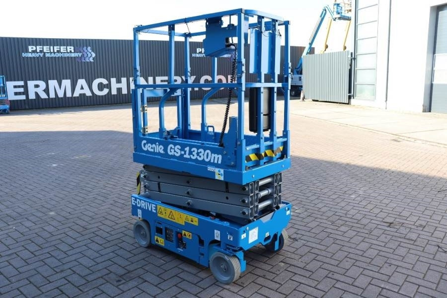 Genie GS1330M Valid inspection, *Guarantee! All-Electric - מעלית מספריים: תמונה 2 Genie GS1330M Valid inspection, *Guarantee! All-Electric - מעלית מספריים: תמונה 2