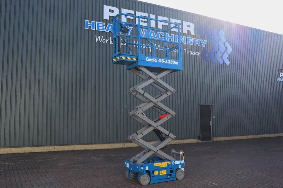 Genie GS1330M Valid inspection, *Guarantee! All-Electric - מעלית מספריים: תמונה 3 Genie GS1330M Valid inspection, *Guarantee! All-Electric - מעלית מספריים: תמונה 3