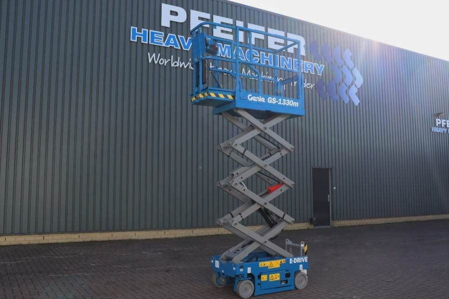 Genie GS1330M Valid inspection, *Guarantee! All-Electric - מעלית מספריים: תמונה 3 Genie GS1330M Valid inspection, *Guarantee! All-Electric - מעלית מספריים: תמונה 3