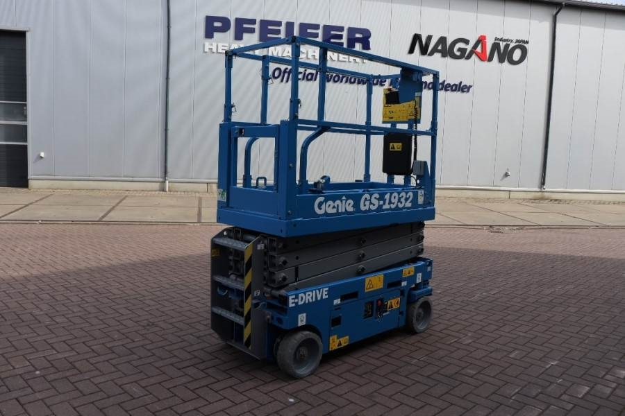 Genie GS1932 E-Drive New And Available Directly From Sto - מעלית מספריים: תמונה 2 Genie GS1932 E-Drive New And Available Directly From Sto - מעלית מספריים: תמונה 2