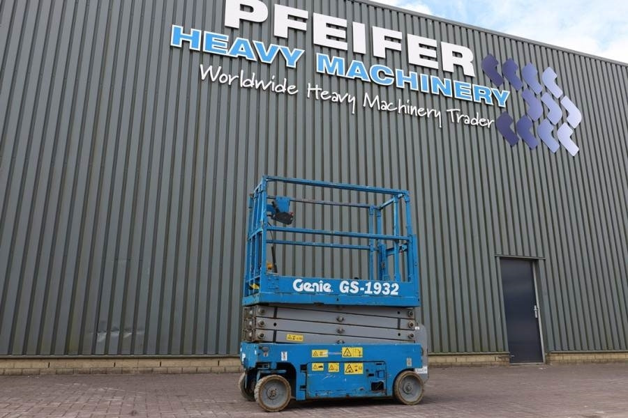 Genie GS1932 Electric, Working Height 7.8 m, 227kg Capac - מעלית מספריים: תמונה 1 Genie GS1932 Electric, Working Height 7.8 m, 227kg Capac - מעלית מספריים: תמונה 1