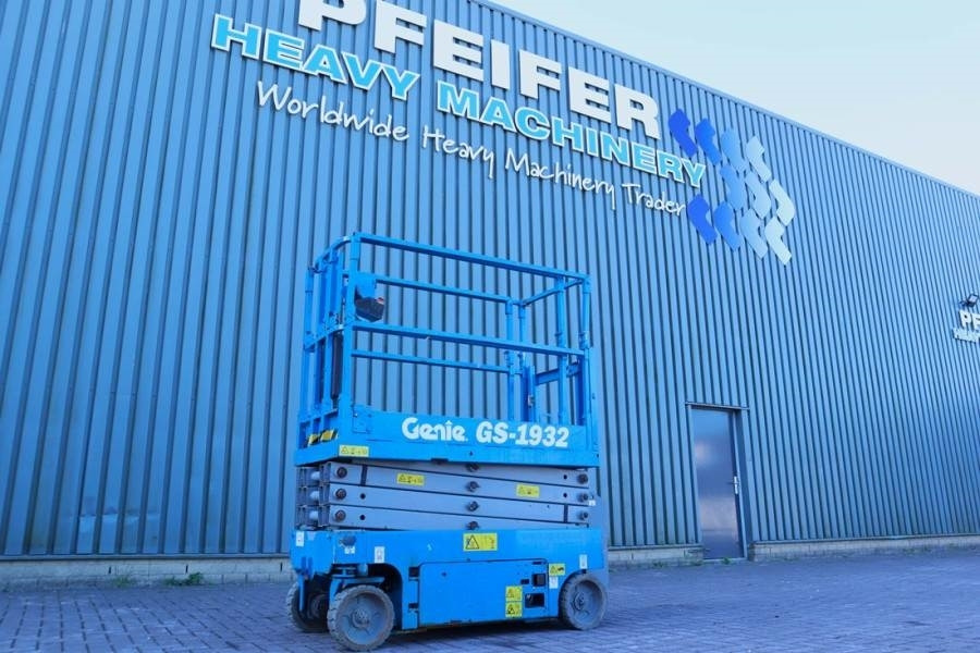 Genie GS1932 Electric, Working Height 7.8 m, 227kg Capac - מעלית מספריים: תמונה 1 Genie GS1932 Electric, Working Height 7.8 m, 227kg Capac - מעלית מספריים: תמונה 1