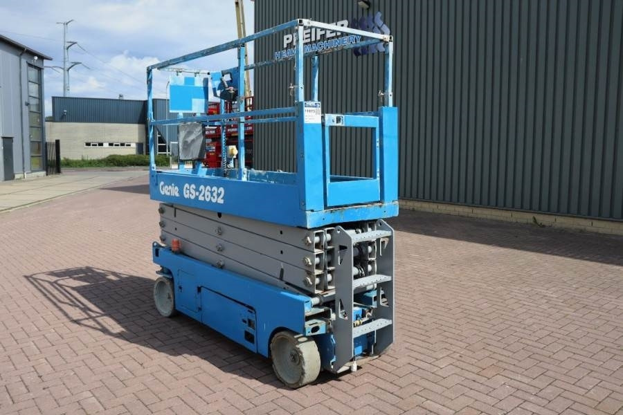 Genie GS2632 Electric, 10m Working Height, Non Marking T - מעלית מספריים: תמונה 4 Genie GS2632 Electric, 10m Working Height, Non Marking T - מעלית מספריים: תמונה 4