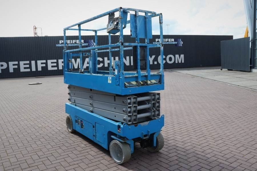 Genie GS2632 Electric, 10m Working Height, Non Marking T - מעלית מספריים: תמונה 2 Genie GS2632 Electric, 10m Working Height, Non Marking T - מעלית מספריים: תמונה 2