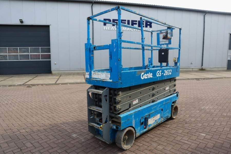 Genie GS2632 Electric, Working Height 10m, 227kg Capacit - מעלית מספריים: תמונה 2 Genie GS2632 Electric, Working Height 10m, 227kg Capacit - מעלית מספריים: תמונה 2
