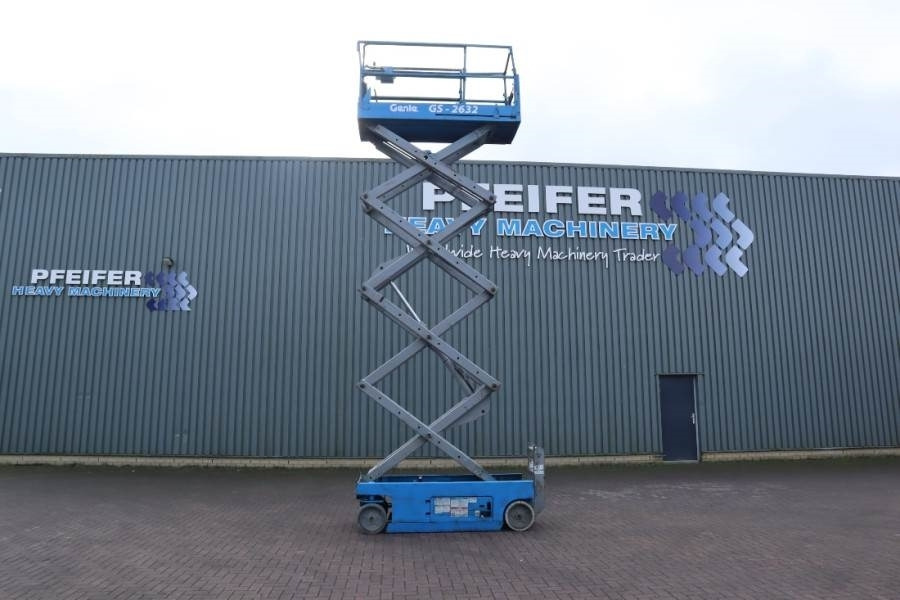 Genie GS2632 Electric, Working Height 10m, 227kg Capacit - מעלית מספריים: תמונה 3 Genie GS2632 Electric, Working Height 10m, 227kg Capacit - מעלית מספריים: תמונה 3