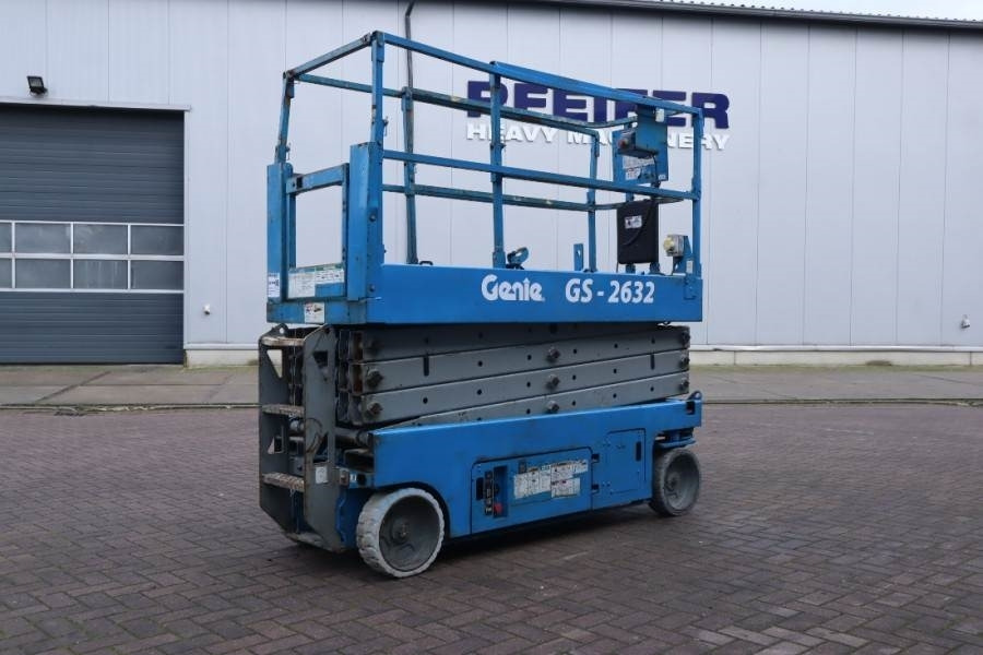 Genie GS2632 Electric, Working Height 10m, 227kg Capacit - מעלית מספריים: תמונה 2 Genie GS2632 Electric, Working Height 10m, 227kg Capacit - מעלית מספריים: תמונה 2
