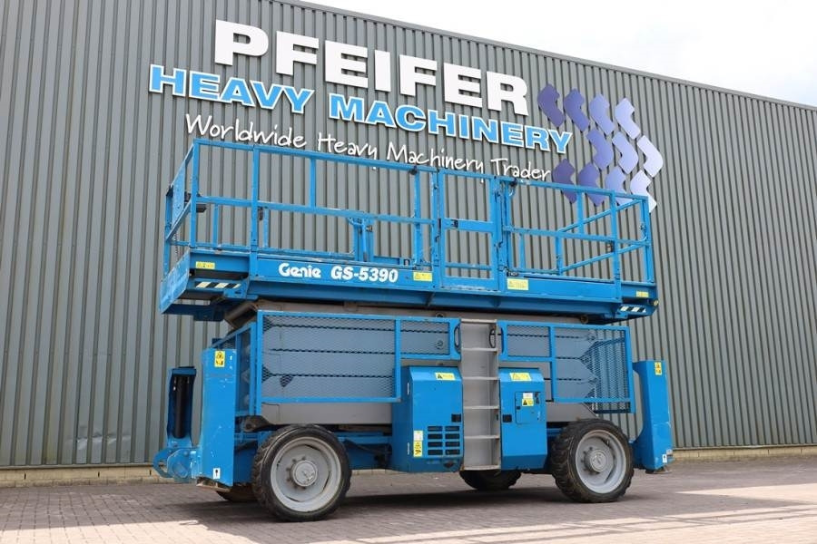 Genie GS5390 Diesel, 4x4 Drive, 18.15m Working Height, 6 - מעלית מספריים: תמונה 1 Genie GS5390 Diesel, 4x4 Drive, 18.15m Working Height, 6 - מעלית מספריים: תמונה 1