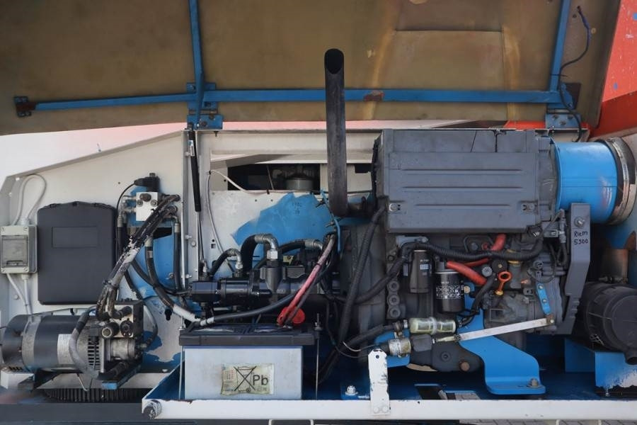 Genie S45 Valid inspection, Diesel, 4x4 Drive, 15.72 m W - מוט טלסקופי: תמונה 3 Genie S45 Valid inspection, Diesel, 4x4 Drive, 15.72 m W - מוט טלסקופי: תמונה 3