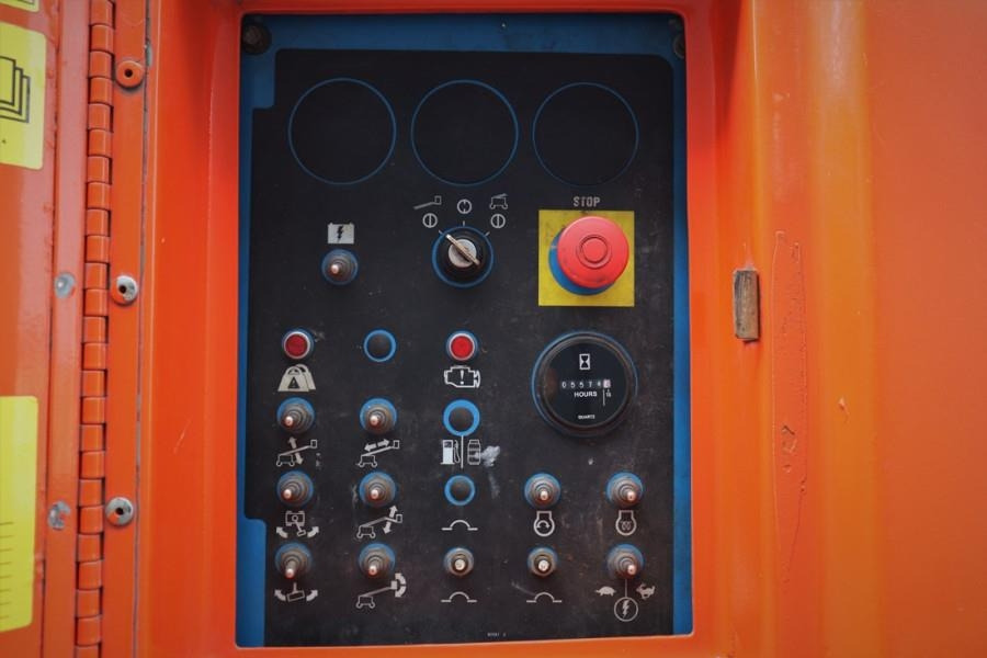 Genie S45 Valid inspection, Diesel, 4x4 Drive, 15.72 m W - מוט טלסקופי: תמונה 4 Genie S45 Valid inspection, Diesel, 4x4 Drive, 15.72 m W - מוט טלסקופי: תמונה 4