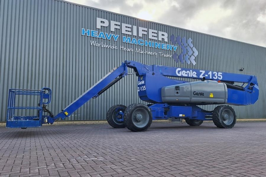 Genie Z135/70 Diesel, 4x4x4 Drive, 43m Lifting Height, 2  - זרוע מרפקי: תמונה 1 Genie Z135/70 Diesel, 4x4x4 Drive, 43m Lifting Height, 2  - זרוע מרפקי: תמונה 1