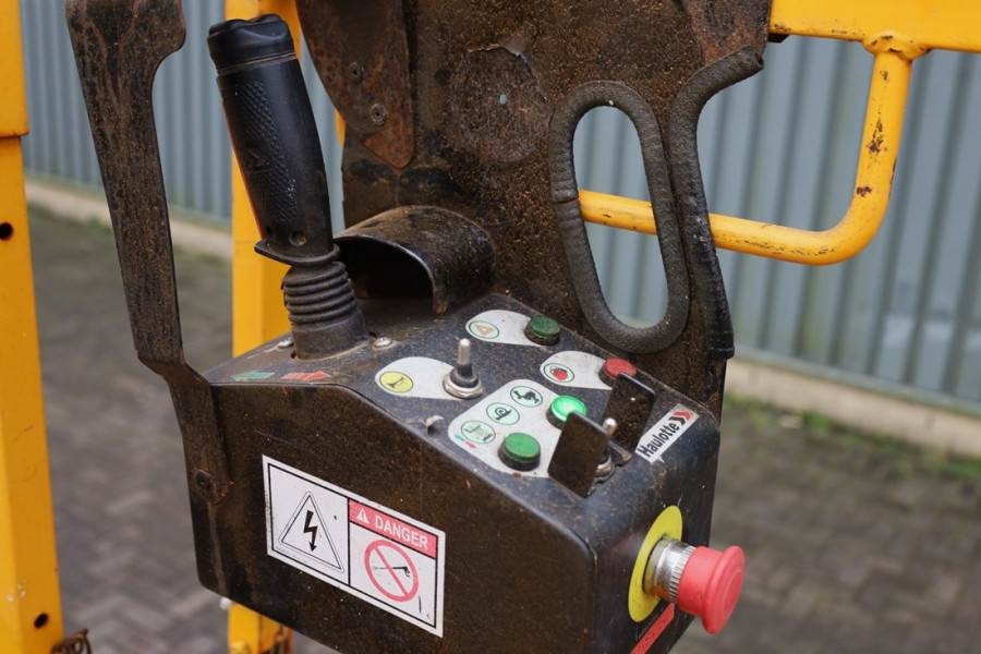Haulotte Compact 10N Electric, 10m Working Height, 230kg Ca - מעלית מספריים: תמונה 4 Haulotte Compact 10N Electric, 10m Working Height, 230kg Ca - מעלית מספריים: תמונה 4