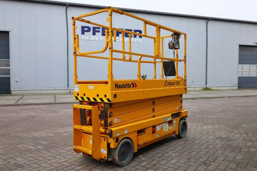 Haulotte Compact 10N Electric, 10m Working Height, 230kg Ca - מעלית מספריים: תמונה 2 Haulotte Compact 10N Electric, 10m Working Height, 230kg Ca - מעלית מספריים: תמונה 2