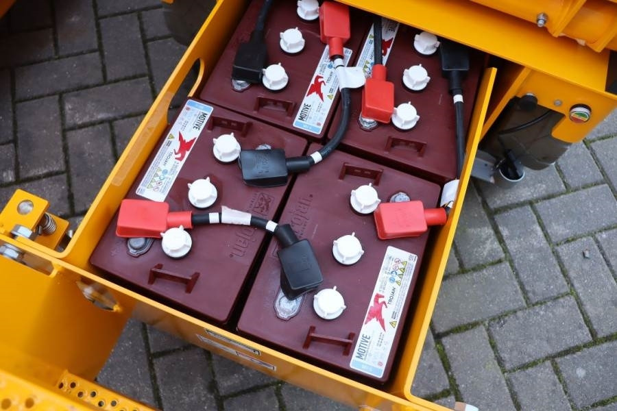 Haulotte Compact 10N Valid Iinspection, *Guarantee! 10m Wor - מעלית מספריים: תמונה 5 Haulotte Compact 10N Valid Iinspection, *Guarantee! 10m Wor - מעלית מספריים: תמונה 5