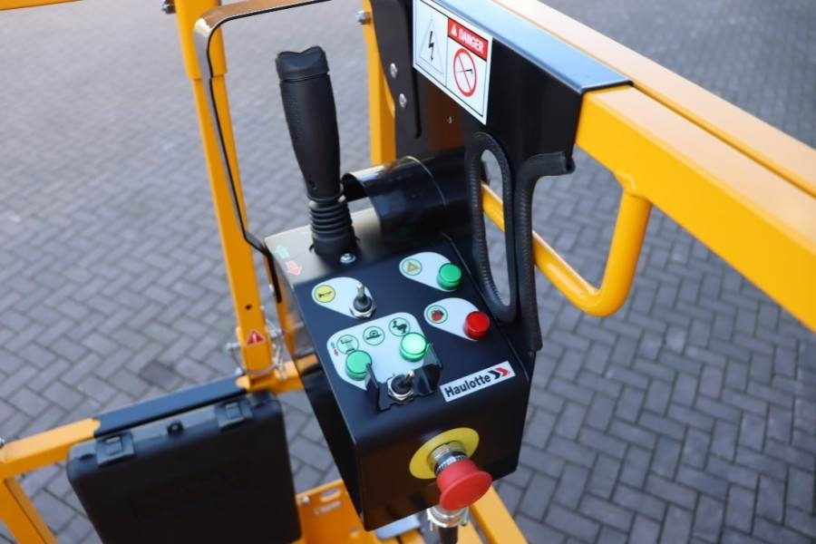 Haulotte Compact 10N Valid Inspection, *Guarantee! 10m Work - מעלית מספריים: תמונה 5 Haulotte Compact 10N Valid Inspection, *Guarantee! 10m Work - מעלית מספריים: תמונה 5