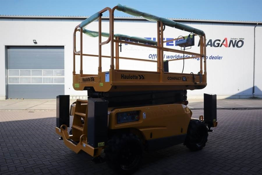 Haulotte Compact 12DX Valid Inspection, *Guarantee! Diesel, - מעלית מספריים: תמונה 3 Haulotte Compact 12DX Valid Inspection, *Guarantee! Diesel, - מעלית מספריים: תמונה 3