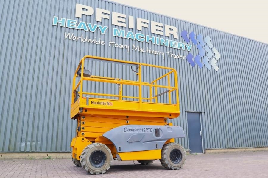 Haulotte Compact 12RTE Electric, 12m Working Height, 450kg - מעלית מספריים: תמונה 1 Haulotte Compact 12RTE Electric, 12m Working Height, 450kg - מעלית מספריים: תמונה 1
