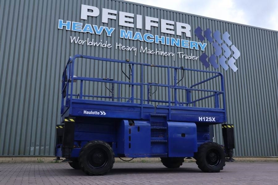 Haulotte H12SX Diesel, 4x4 Drive, 12m Working Height, 700kg - מעלית מספריים: תמונה 1 Haulotte H12SX Diesel, 4x4 Drive, 12m Working Height, 700kg - מעלית מספריים: תמונה 1