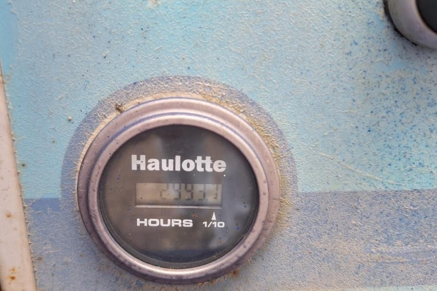 Haulotte H12SXL Diesel, 4x4 Drive, 12m Working Height, 700k - מעלית מספריים: תמונה 5 Haulotte H12SXL Diesel, 4x4 Drive, 12m Working Height, 700k - מעלית מספריים: תמונה 5