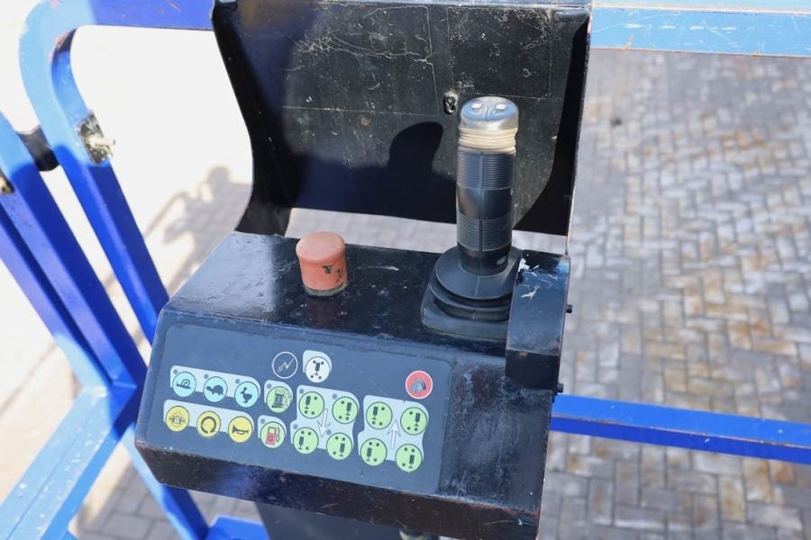 Haulotte H12SXL Diesel, 4x4 Drive, 12m Working Height, 700k - מעלית מספריים: תמונה 3 Haulotte H12SXL Diesel, 4x4 Drive, 12m Working Height, 700k - מעלית מספריים: תמונה 3