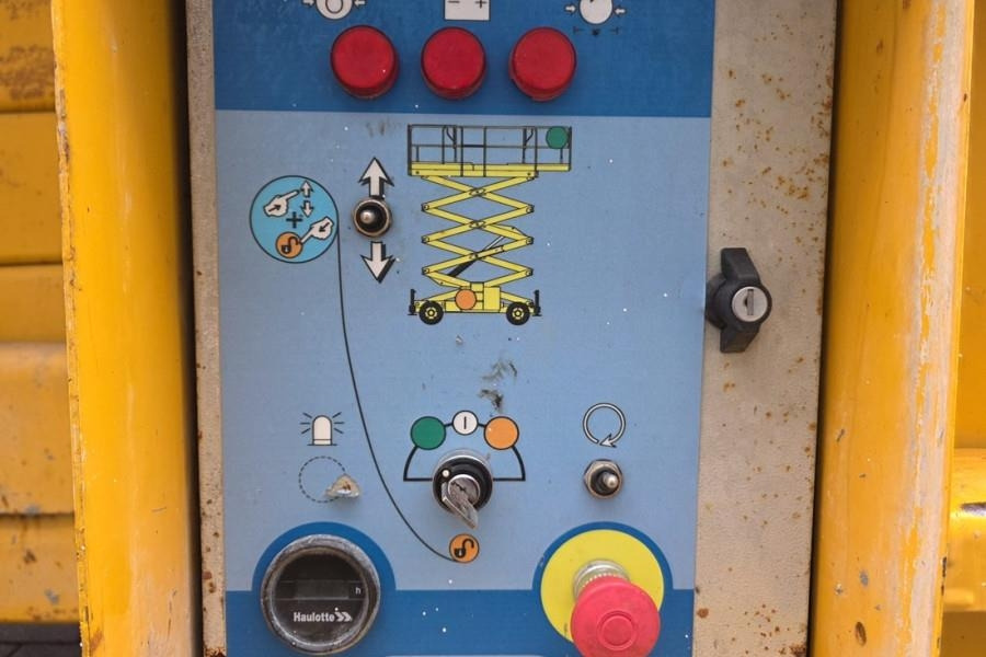 Haulotte H18SXL Diesel, 4x4 Drive, 18m Working Height, 500k - מעלית מספריים: תמונה 5 Haulotte H18SXL Diesel, 4x4 Drive, 18m Working Height, 500k - מעלית מספריים: תמונה 5