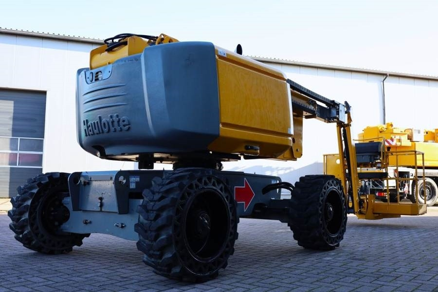 Haulotte HA16RTJ Pro Diesel, 4x4x4 Drive, 16 m Working Heig - זרוע מרפקי: תמונה 2 Haulotte HA16RTJ Pro Diesel, 4x4x4 Drive, 16 m Working Heig - זרוע מרפקי: תמונה 2