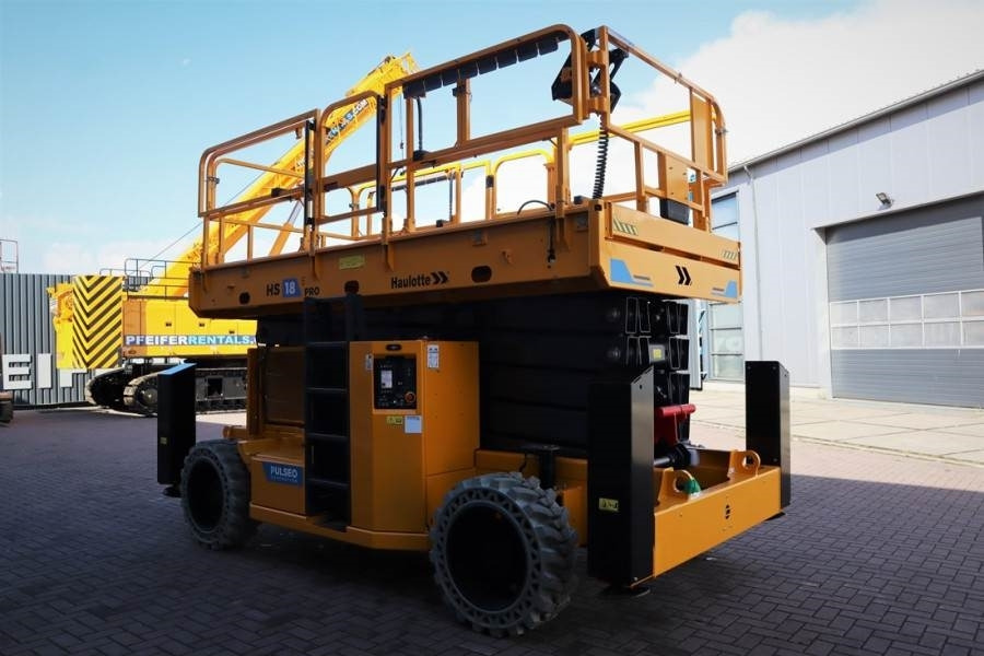 Haulotte HS18EPRO Full Electric 4x4 Drive, Versatile Use: O - מעלית מספריים: תמונה 2 Haulotte HS18EPRO Full Electric 4x4 Drive, Versatile Use: O - מעלית מספריים: תמונה 2
