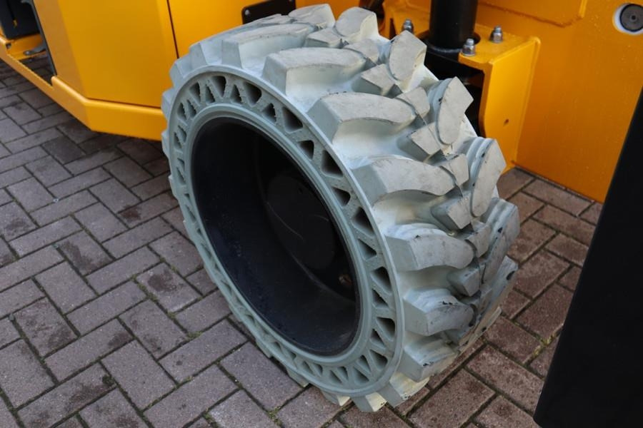 Haulotte HS18EPRO Full Electric 4x4 Drive, Versatile Use: O - מעלית מספריים: תמונה 5 Haulotte HS18EPRO Full Electric 4x4 Drive, Versatile Use: O - מעלית מספריים: תמונה 5