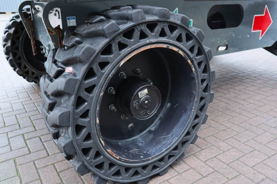 Haulotte HT28RTJ PRO Valid inspection, *Guarantee! 4x4x4 Dr - מוט טלסקופי: תמונה 3 Haulotte HT28RTJ PRO Valid inspection, *Guarantee! 4x4x4 Dr - מוט טלסקופי: תמונה 3
