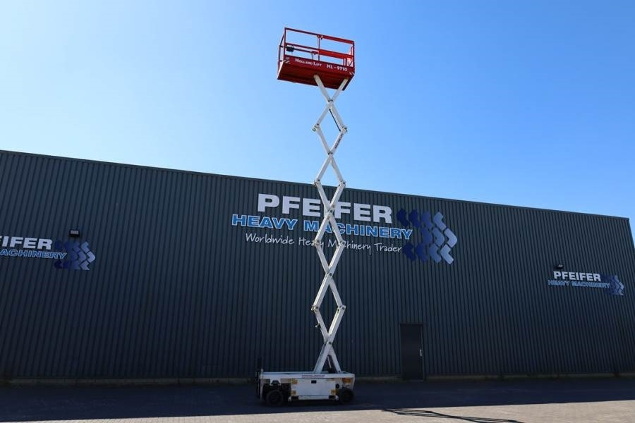 Holland Lift Ecostar HL-9710 Electric, 12m Working Height, 325k - מעלית מספריים: תמונה 3 Holland Lift Ecostar HL-9710 Electric, 12m Working Height, 325k - מעלית מספריים: תמונה 3
