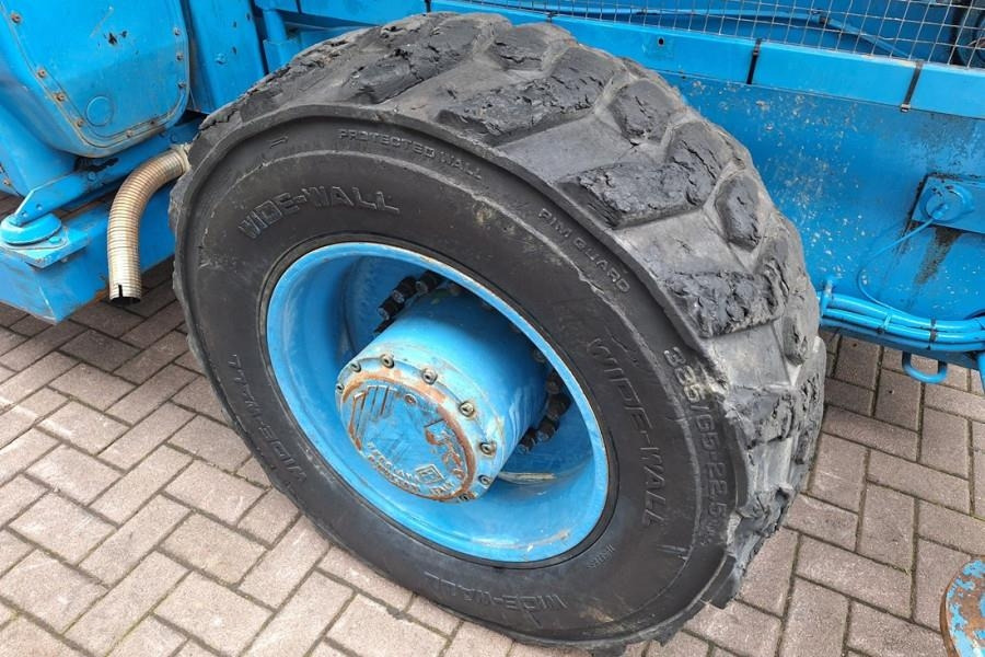 מעלית מספריים Holland Lift Megastar G300 Diesel, 4x4x4 Drive, 33.5m Working H: תמונה 13