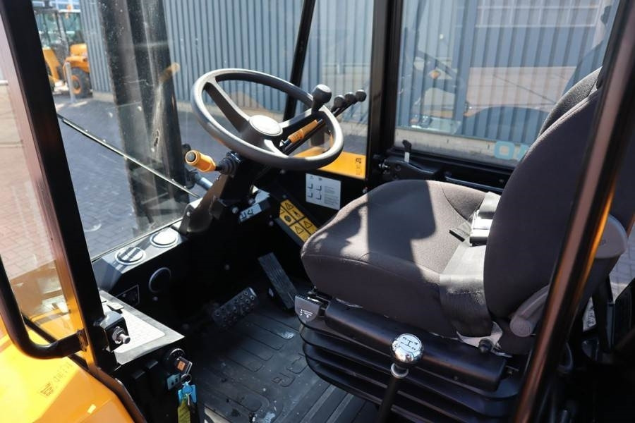 JCB 940-4 T4 Valid inspection, *Guarantee! Diesel, 4x4 - מלגזת שטח קשה: תמונה 4 JCB 940-4 T4 Valid inspection, *Guarantee! Diesel, 4x4 - מלגזת שטח קשה: תמונה 4
