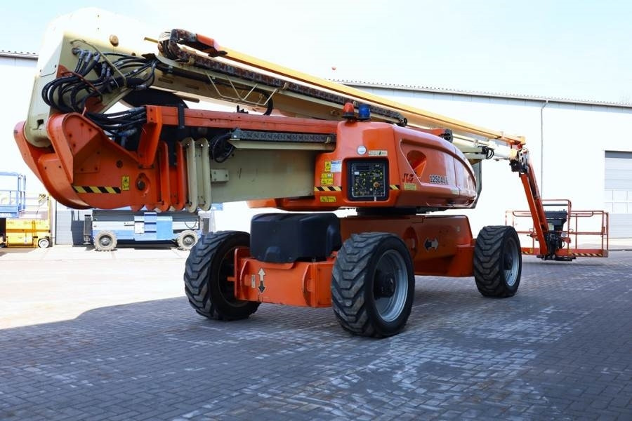 JLG 1250AJP Diesel, 4x4x4 Drive, 40.1m Working Height, - זרוע מרפקי: תמונה 2 JLG 1250AJP Diesel, 4x4x4 Drive, 40.1m Working Height, - זרוע מרפקי: תמונה 2
