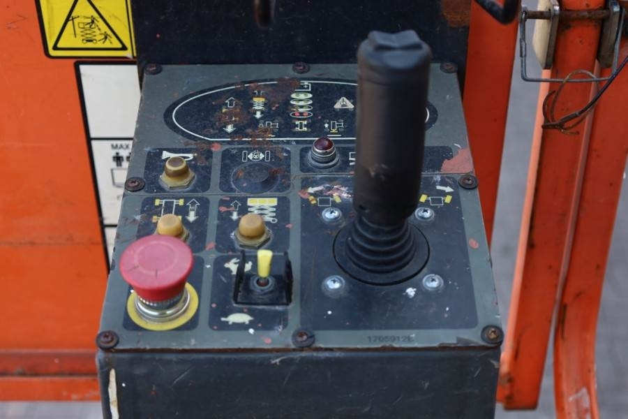 JLG 3369LE Electric, 12m Working Height, 450kg Capacit - מעלית מספריים: תמונה 4 JLG 3369LE Electric, 12m Working Height, 450kg Capacit - מעלית מספריים: תמונה 4