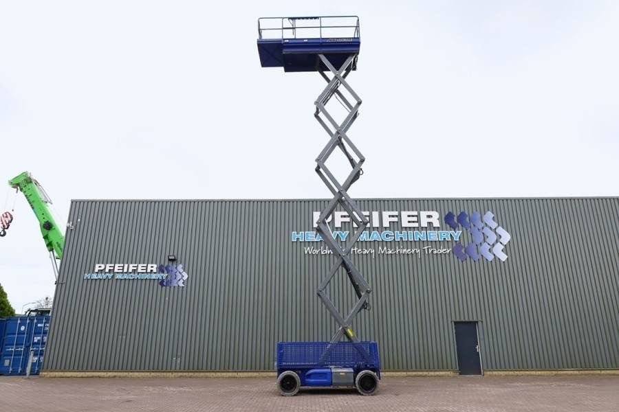 JLG 4069LE Electric, 14.2m Working Height, 360kg Capac - מעלית מספריים: תמונה 3 JLG 4069LE Electric, 14.2m Working Height, 360kg Capac - מעלית מספריים: תמונה 3