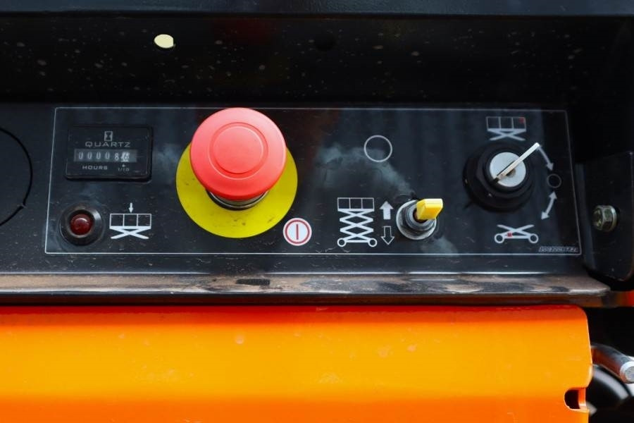 JLG AE1932 Unused, All Electric, 7.6m Working Height, - מעלית מספריים: תמונה 4 JLG AE1932 Unused, All Electric, 7.6m Working Height, - מעלית מספריים: תמונה 4
