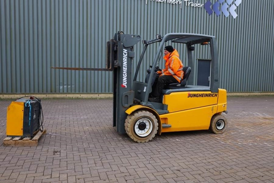 Jungheinrich EFG550 Electric, 5000kg Capacity, Lifting Height 3 - מלגזת סולר: תמונה 2 Jungheinrich EFG550 Electric, 5000kg Capacity, Lifting Height 3 - מלגזת סולר: תמונה 2