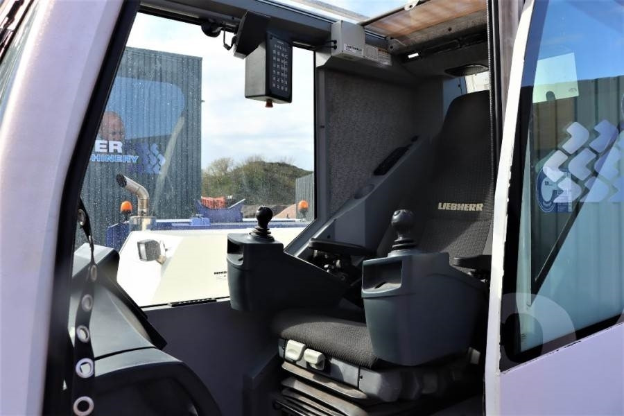 Liebherr LTM1050-3.1 6x4 Drive And 6-Wheel Steering, 50t Ca - עגורן לכל שטח: תמונה 5 Liebherr LTM1050-3.1 6x4 Drive And 6-Wheel Steering, 50t Ca - עגורן לכל שטח: תמונה 5