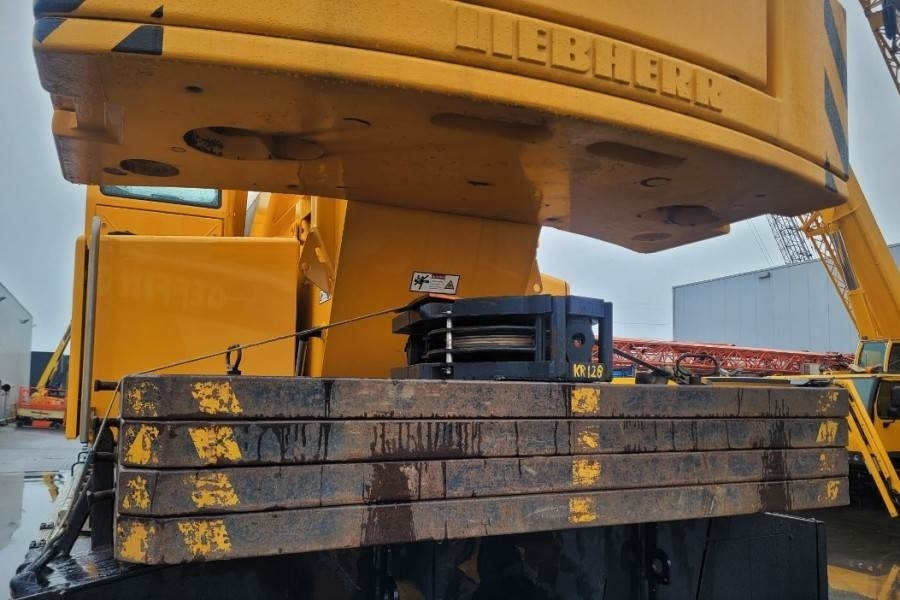 עגורן לכל שטח Liebherr LTM1070-4.2 Dutch Vehicle Registration, Valid Insp: תמונה 11 עגורן לכל שטח Liebherr LTM1070-4.2 Dutch Vehicle Registration, Valid Insp: תמונה 11