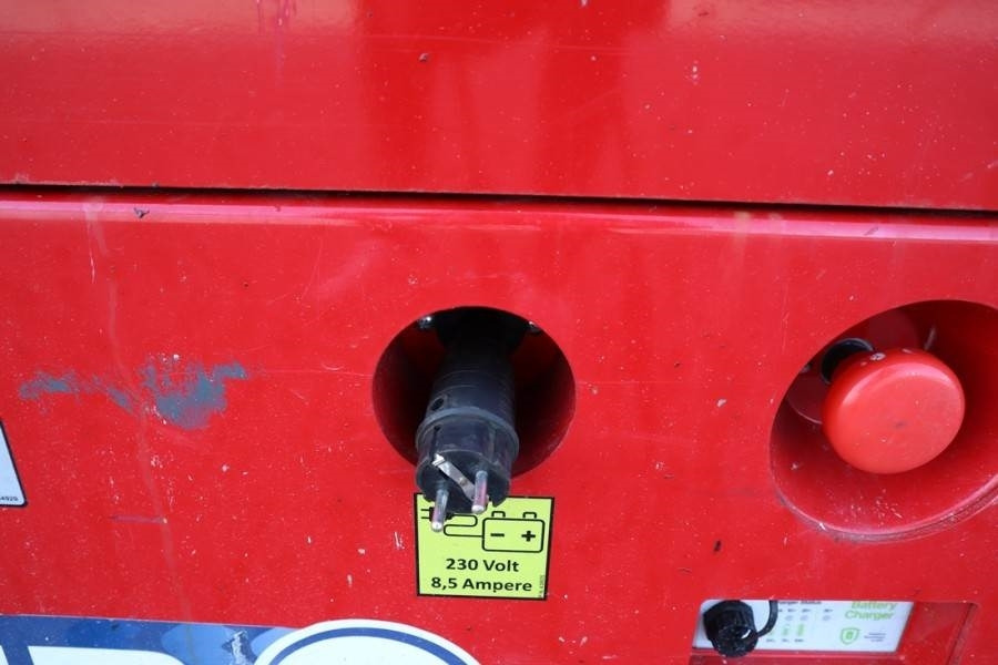 Magni ES1008E Valid inspection, *Guarantee!, Electric, 1 - מעלית מספריים: תמונה 5 Magni ES1008E Valid inspection, *Guarantee!, Electric, 1 - מעלית מספריים: תמונה 5