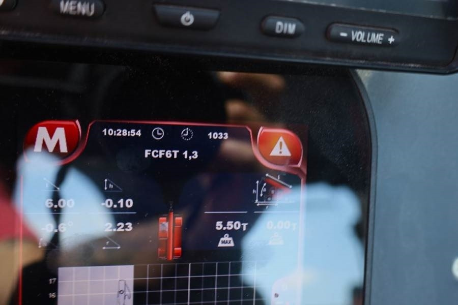 Magni - TH5,5.15-D7/D Diesel, 4x4x4 Drive, 5.5t Ca - מפעיל טלסקופי: תמונה 5 Magni - TH5,5.15-D7/D Diesel, 4x4x4 Drive, 5.5t Ca - מפעיל טלסקופי: תמונה 5