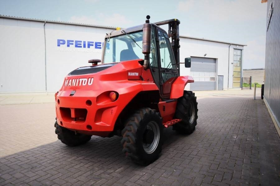 Manitou M30-4 Diesel, 4x4 Drive, 3t Capacity, Triplex Mast - מלגזת שטח קשה: תמונה 2 Manitou M30-4 Diesel, 4x4 Drive, 3t Capacity, Triplex Mast - מלגזת שטח קשה: תמונה 2