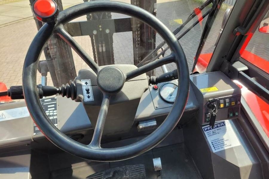Manitou M30-4 Valid Inspection, *Guarantee, Diesel, 4x4 Dr - מלגזת שטח קשה: תמונה 4 Manitou M30-4 Valid Inspection, *Guarantee, Diesel, 4x4 Dr - מלגזת שטח קשה: תמונה 4
