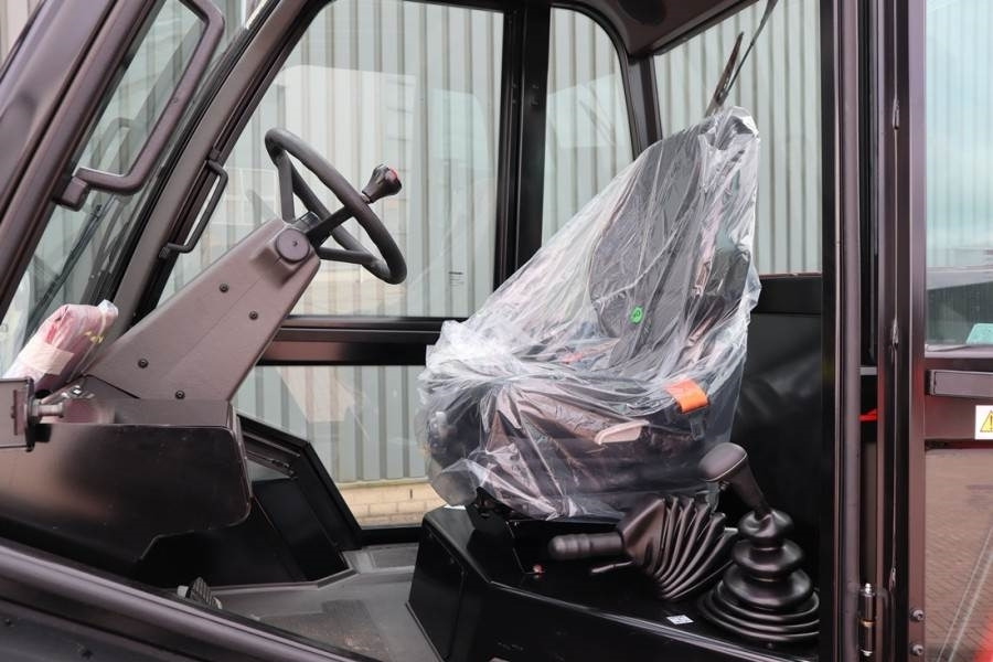 Manitou M30-4 Valid inspection, *Guarantee! Diesel, 4x4 Dr - מלגזת שטח קשה: תמונה 3 Manitou M30-4 Valid inspection, *Guarantee! Diesel, 4x4 Dr - מלגזת שטח קשה: תמונה 3