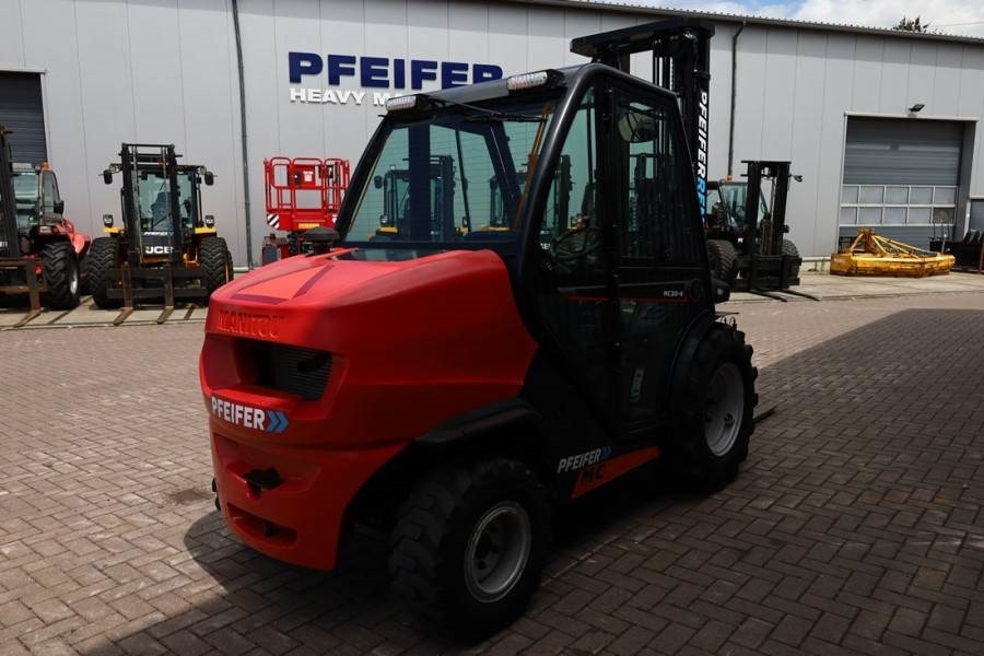 Manitou MC30-4 Valid Inspection, *Guarantee, Diesel, 4x4 D - מלגזת שטח קשה: תמונה 2 Manitou MC30-4 Valid Inspection, *Guarantee, Diesel, 4x4 D - מלגזת שטח קשה: תמונה 2