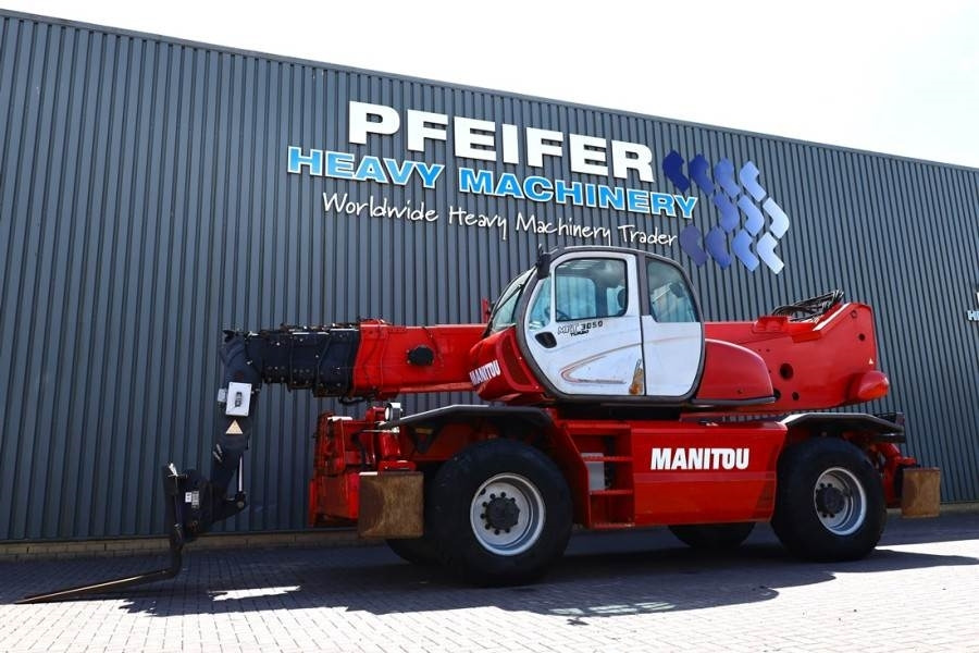 Manitou MRT3050 PRIVILEGE Diesel, 4x4 Drive And 4-Wheel St - מפעיל טלסקופי: תמונה 1 Manitou MRT3050 PRIVILEGE Diesel, 4x4 Drive And 4-Wheel St - מפעיל טלסקופי: תמונה 1